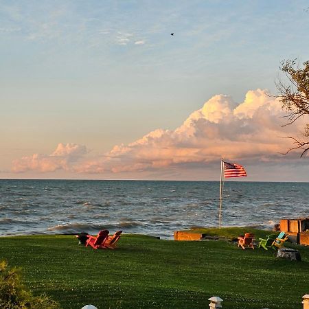 Seaside Lake-Front Cottage Madison Kültér fotó